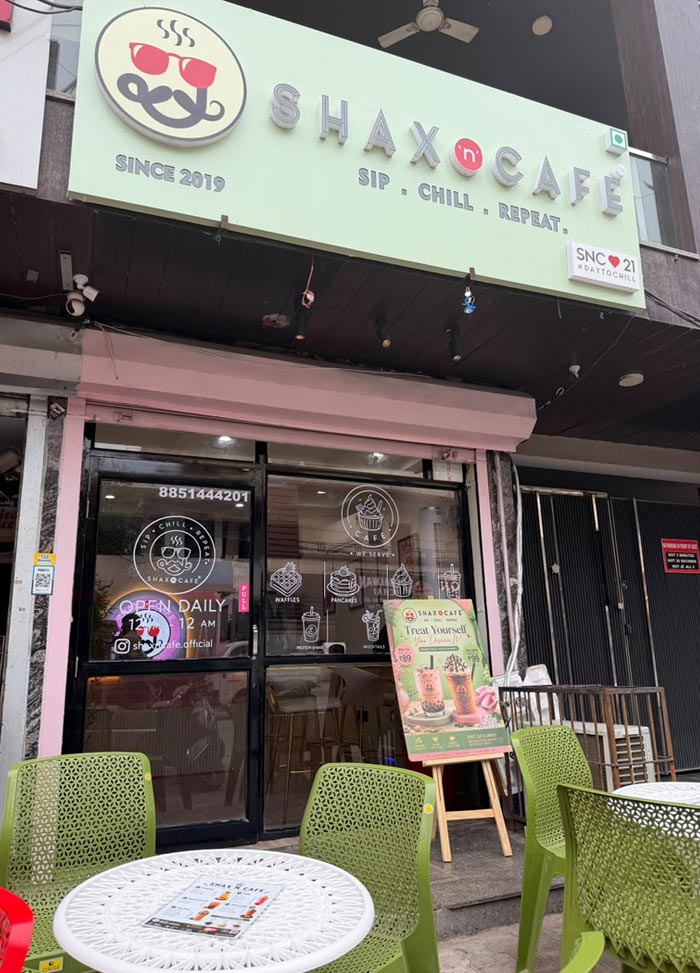 Shax N Cafe interior